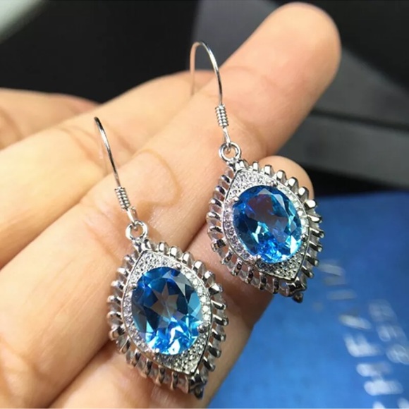 Gorgeous  Silver Drop Earrings for Women CZ Zircon Jewelry - Picture 2 of 4